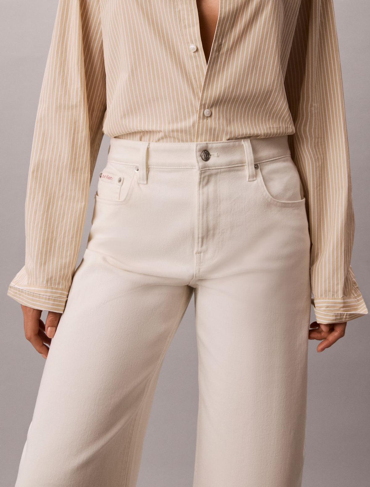 Calvin Klein Barrel Leg Cropped Pants