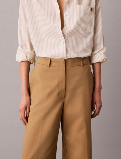 Calvin Klein Wide Leg Cropped Chino Pant