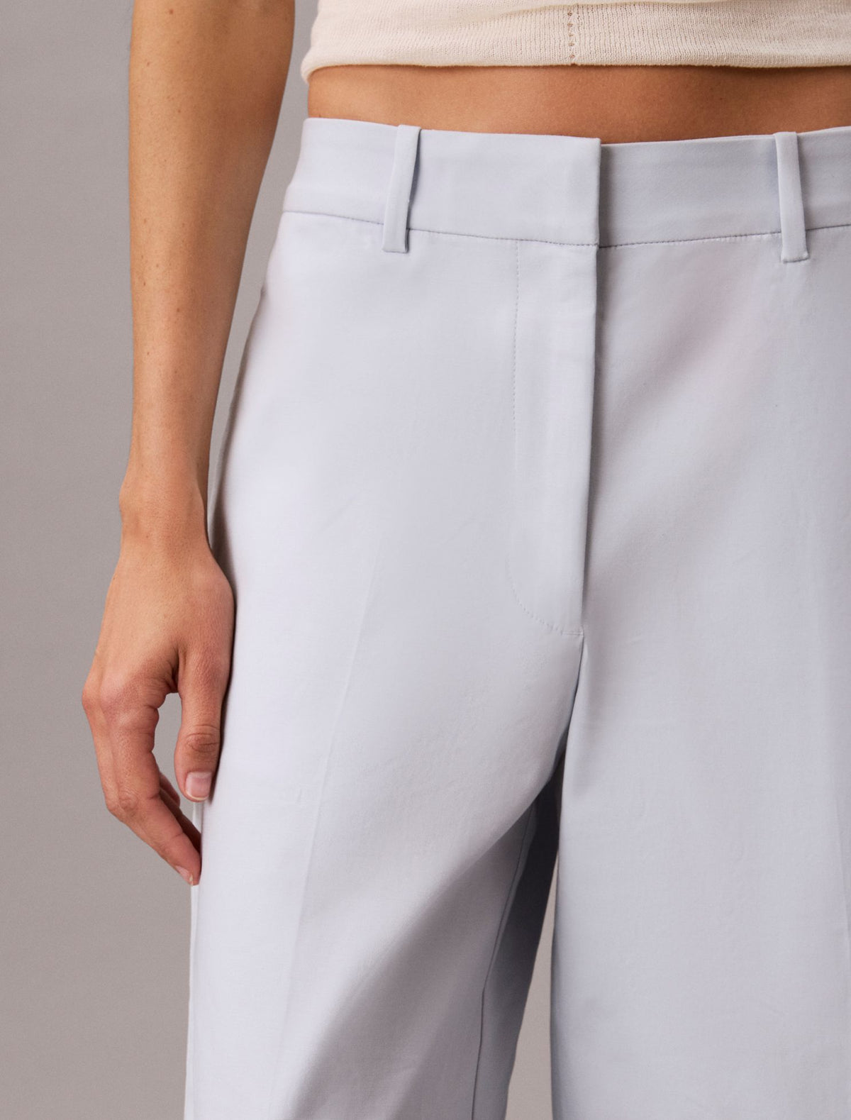 Calvin Klein Wide Leg Cropped Chino Pant