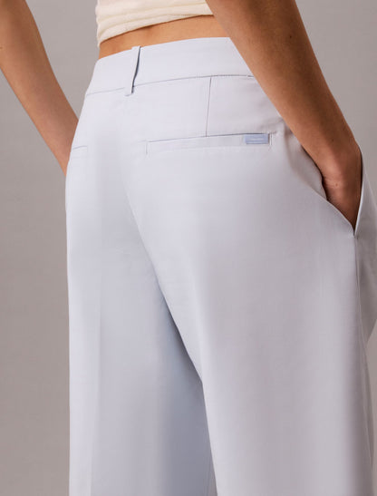 Calvin Klein Wide Leg Cropped Chino Pant