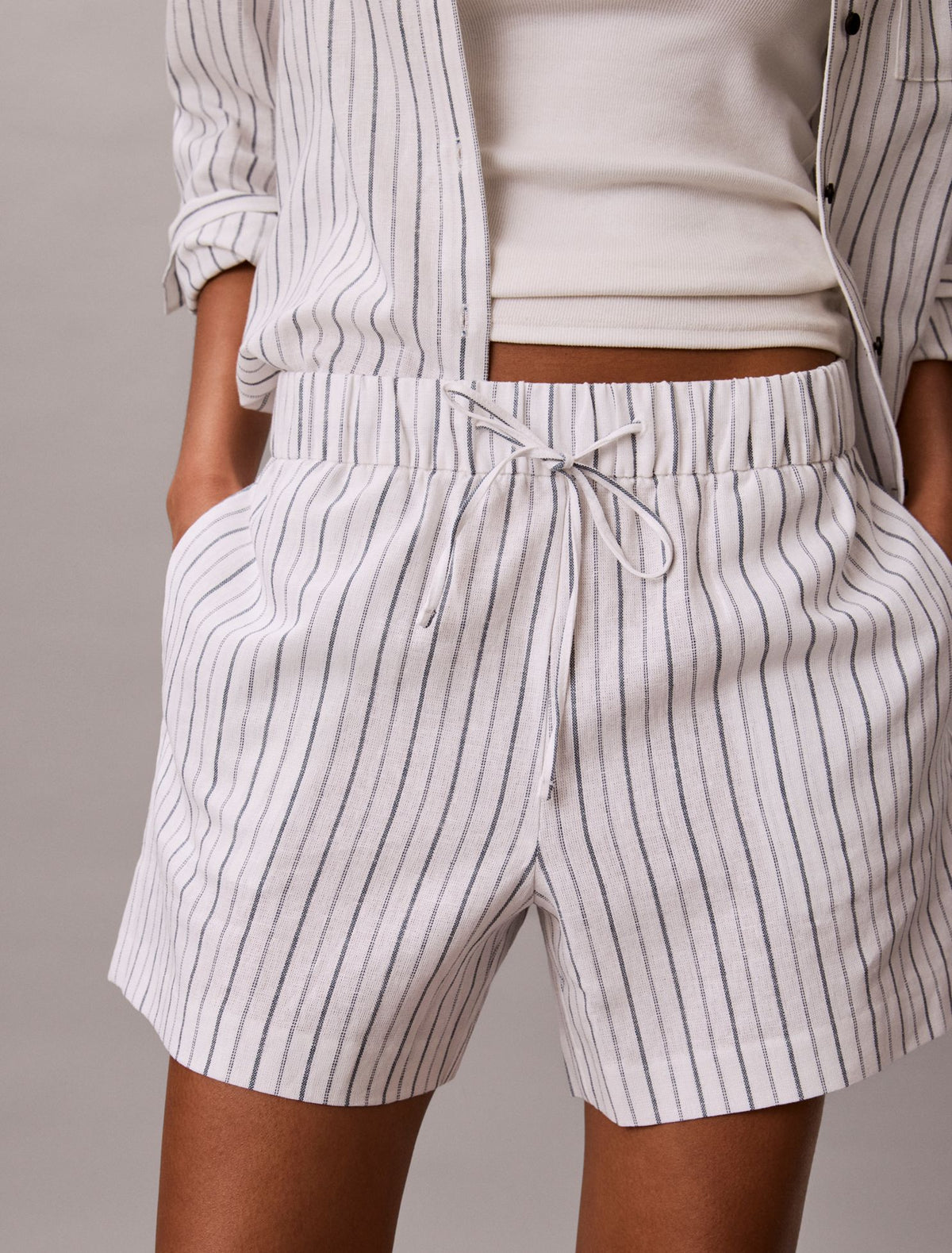 Calvin Klein Linen Cotton Pull-On Shorts