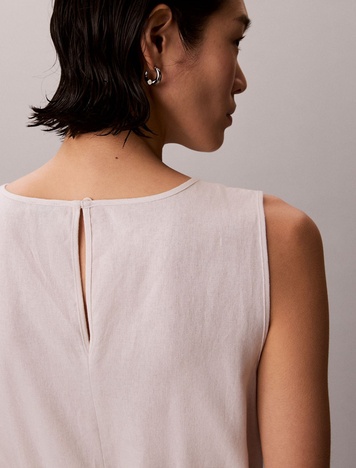 Calvin Klein Linen Blend V-Neck Sleeveless Belted Dress