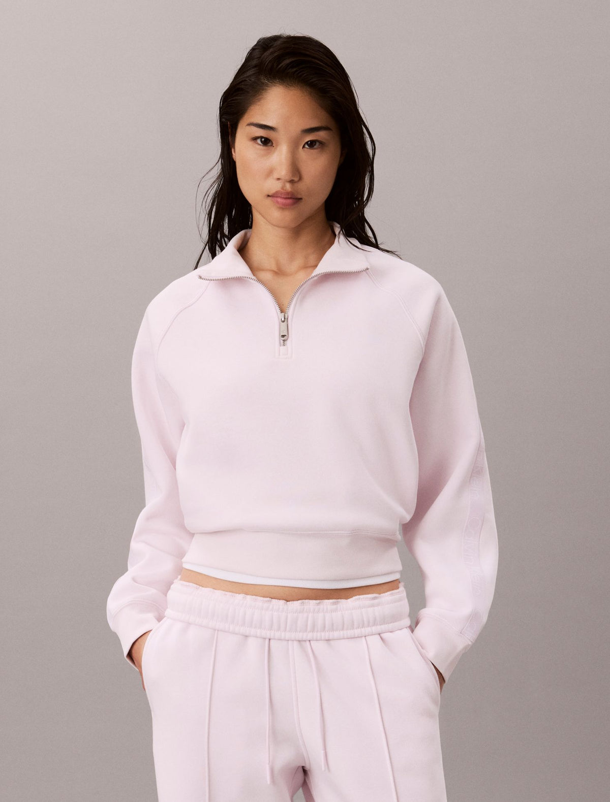 Calvin Klein Logo Tape Fleece 1/4 Zip Sweatshirt