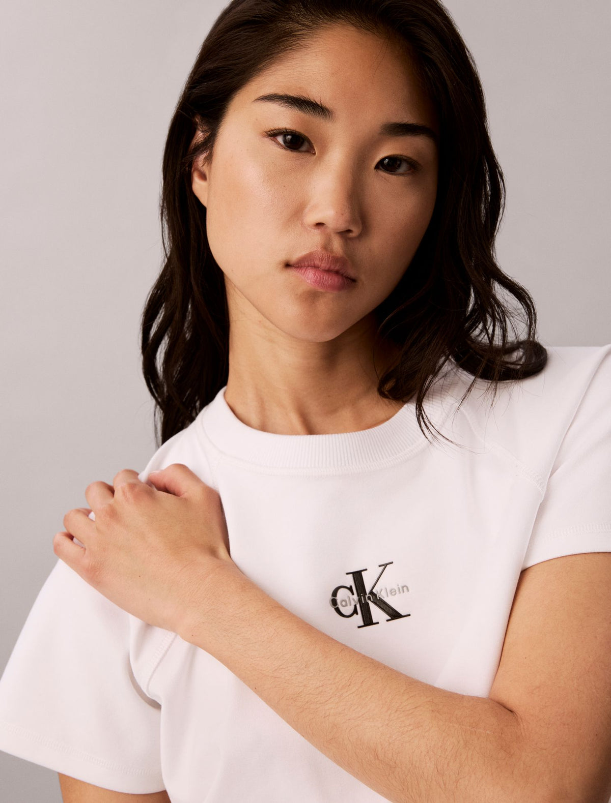 Calvin Klein Monologo Interlock Cropped Tee