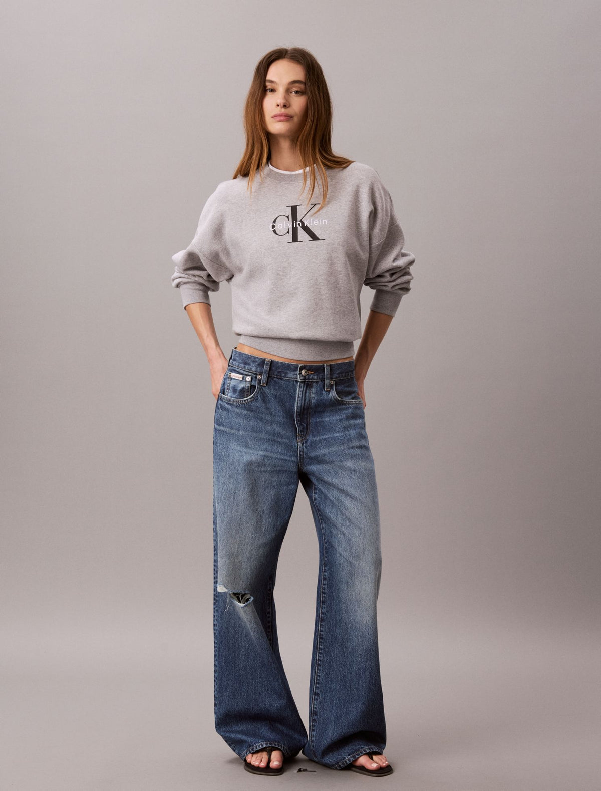Calvin Klein Monologo Fleece Relaxed Sweatshirt