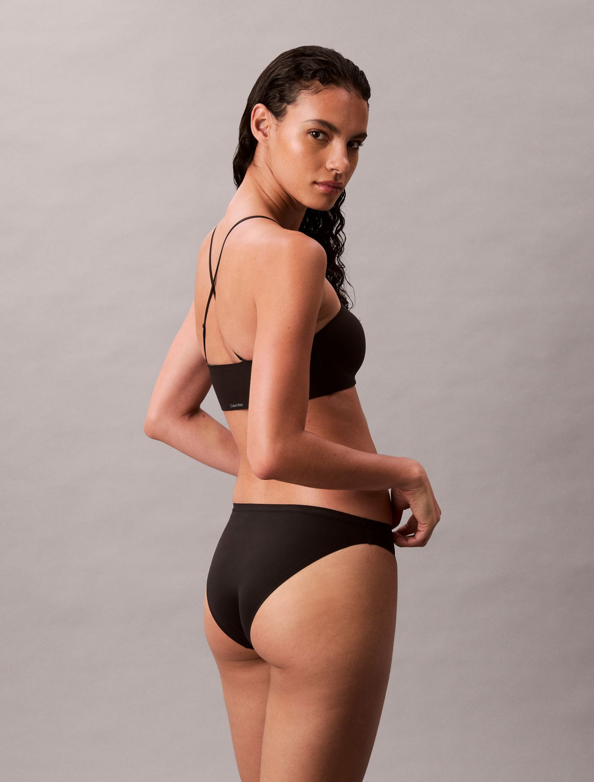 Calvin Klein Perfectly Fit Strapless Bandeau Bra